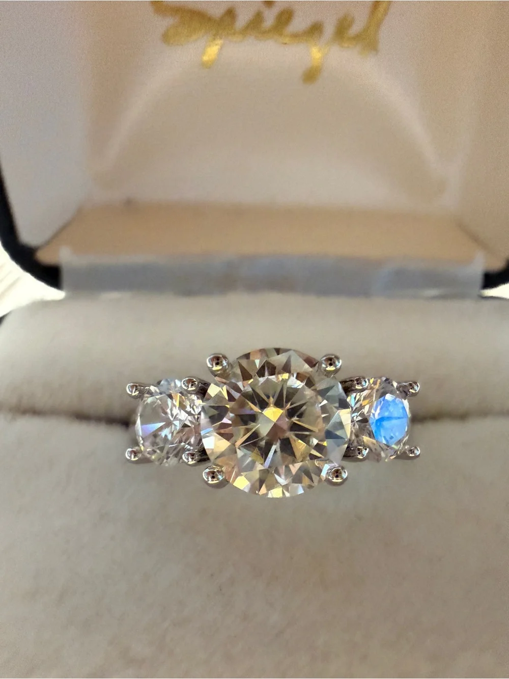 💍✨ Stunning Moissanite Rings Available! ✨💍